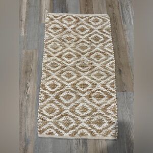 Geometric Reversible Jute Rug